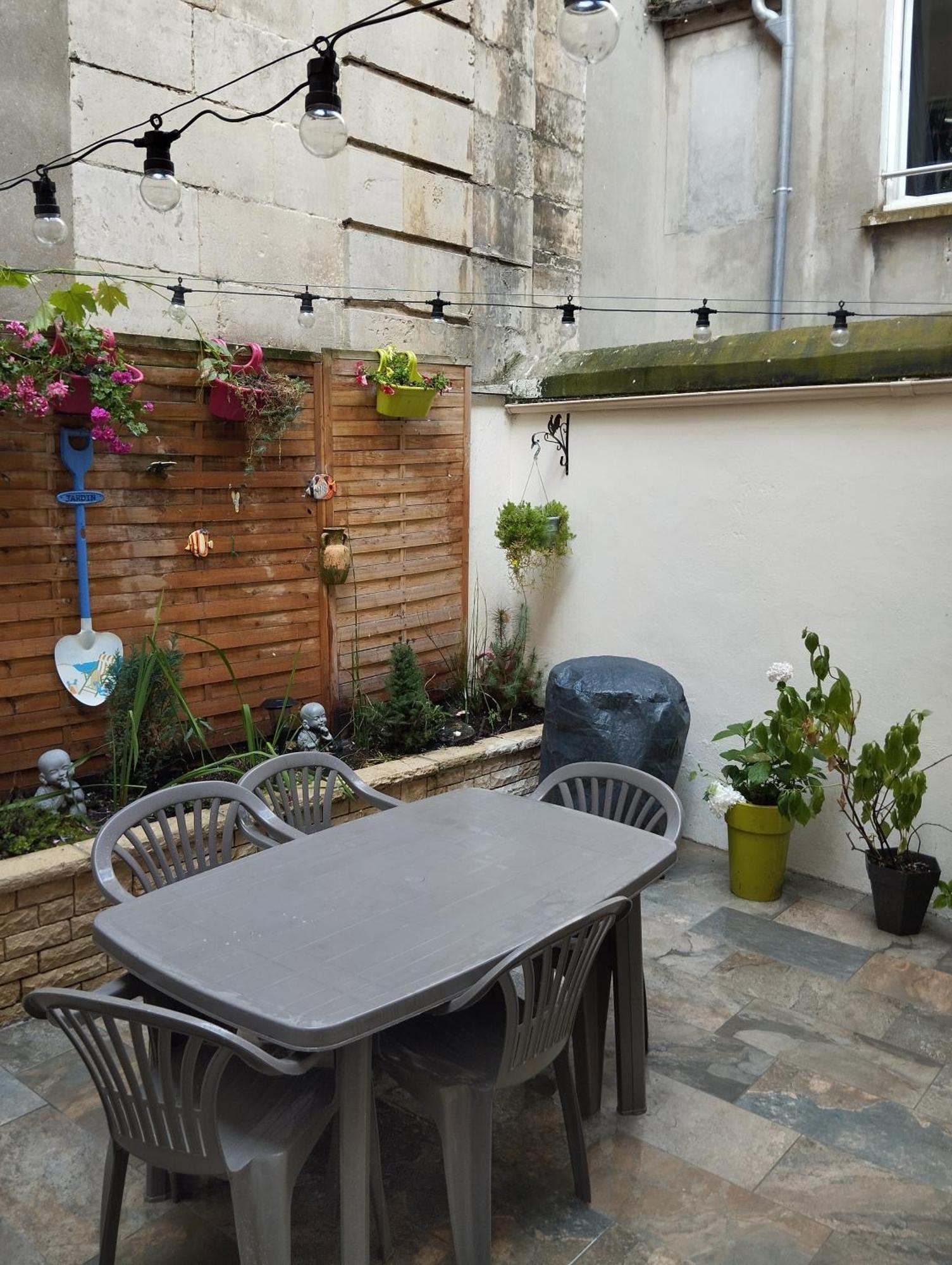 Studio Au Pied De La Cathedrale Notre Dame Boulogne-sur-Mer Exterior photo